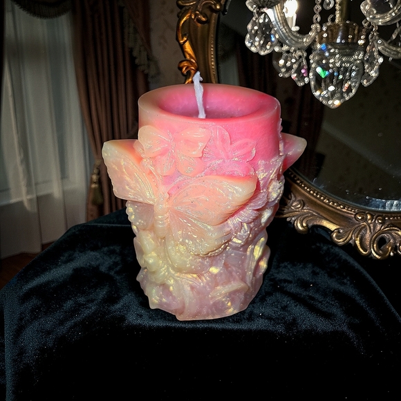 Handmade 100% Beeswax Butterfly Floral Sculpted Candle – Iridescent Pink Decor - Picture 2 of 4